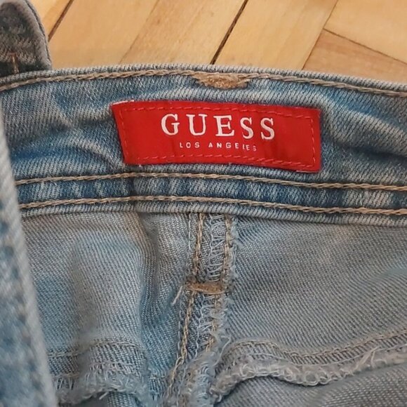Guess bib overall distressed jeans - Picture 7 of 8